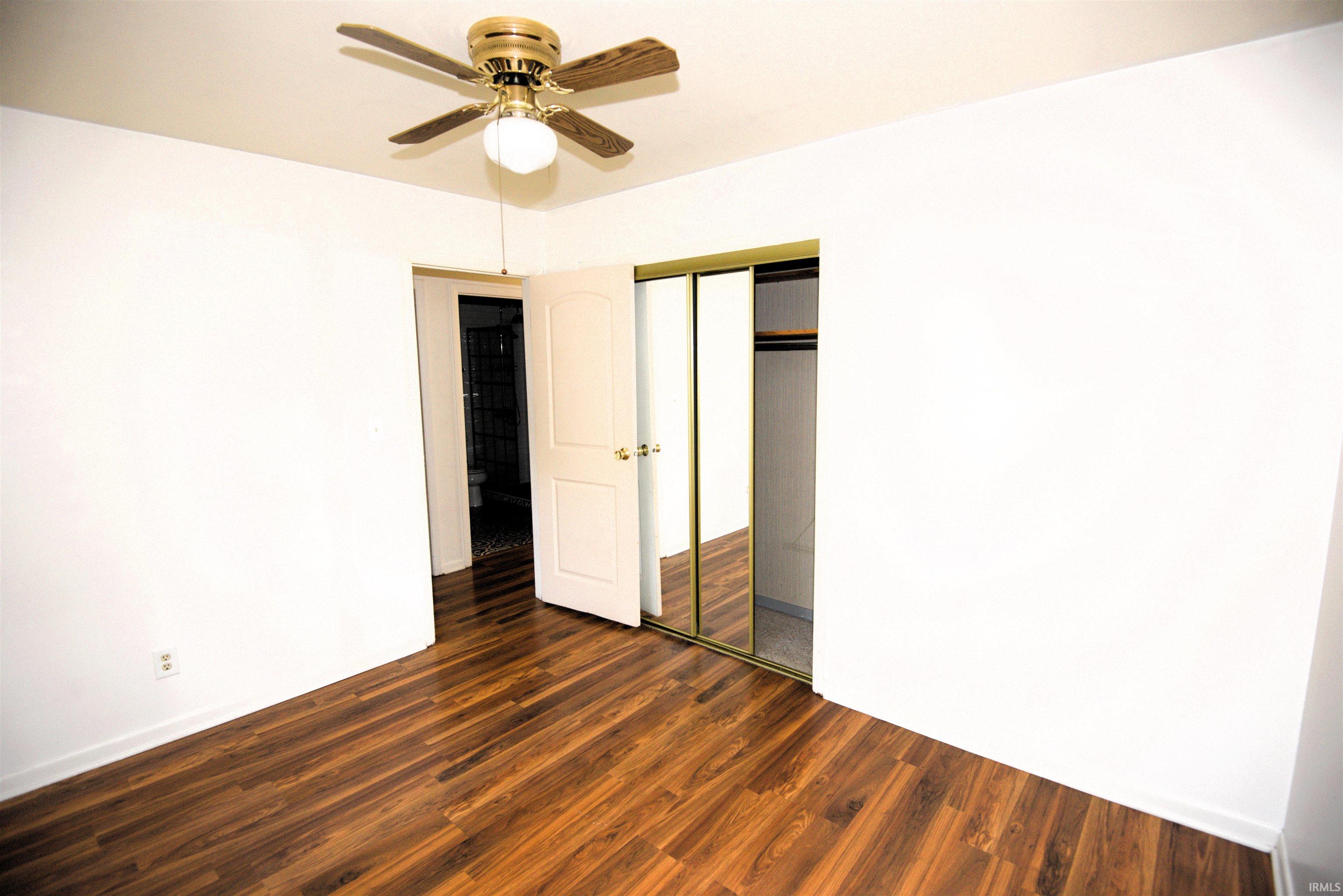 54872 Bittersweet Road Mishawaka, IN 46545 - Photo 10 of 23