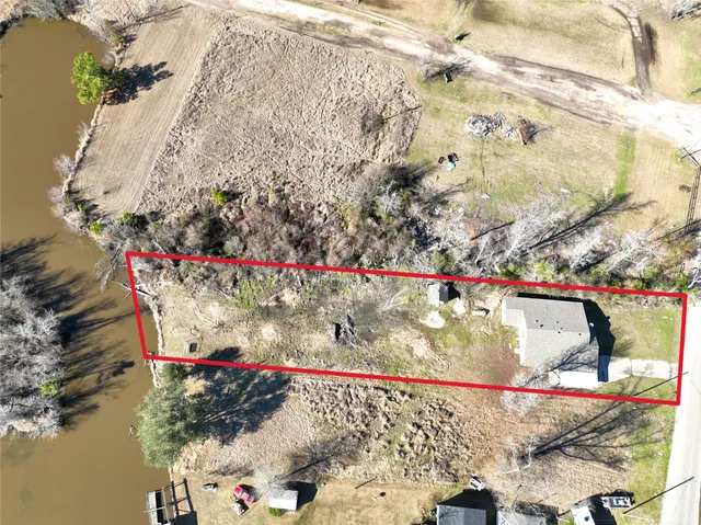 a view of a lake from a yard