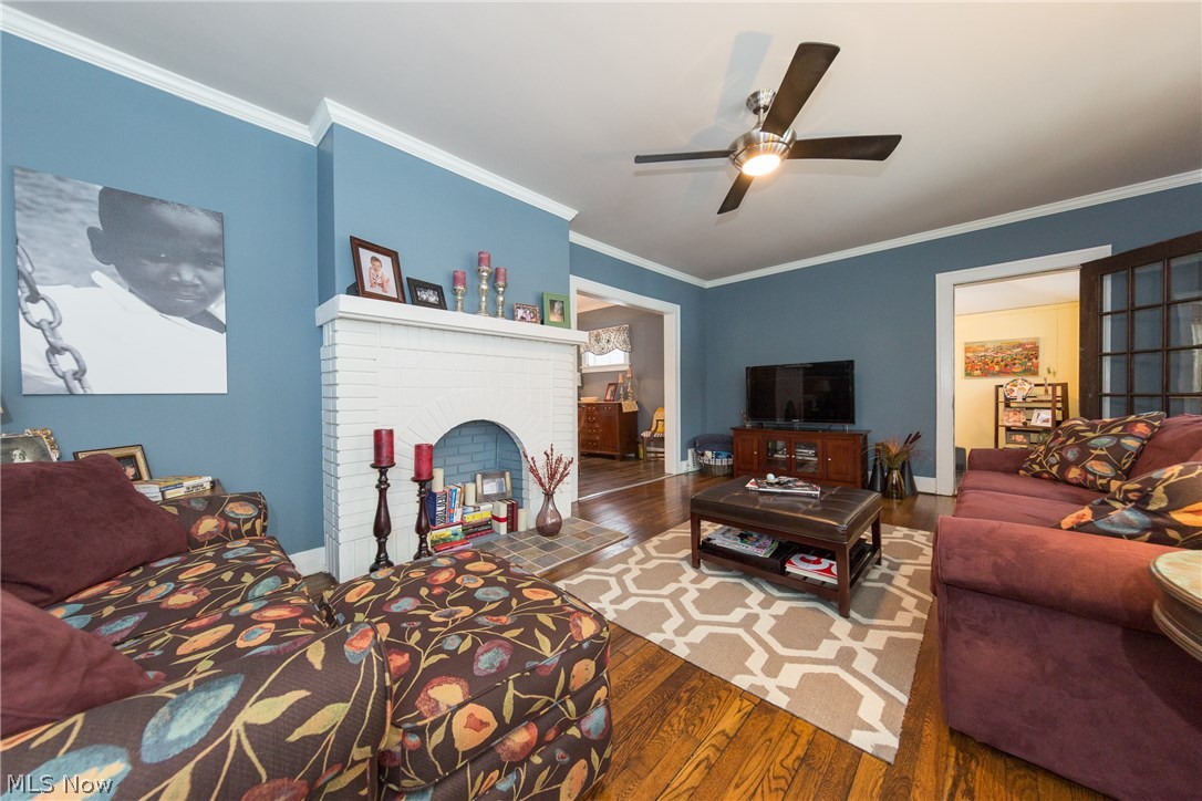 3383 Clarendon Road Cleveland, OH 44118 - Photo 2 of 33 Gallery Image 2