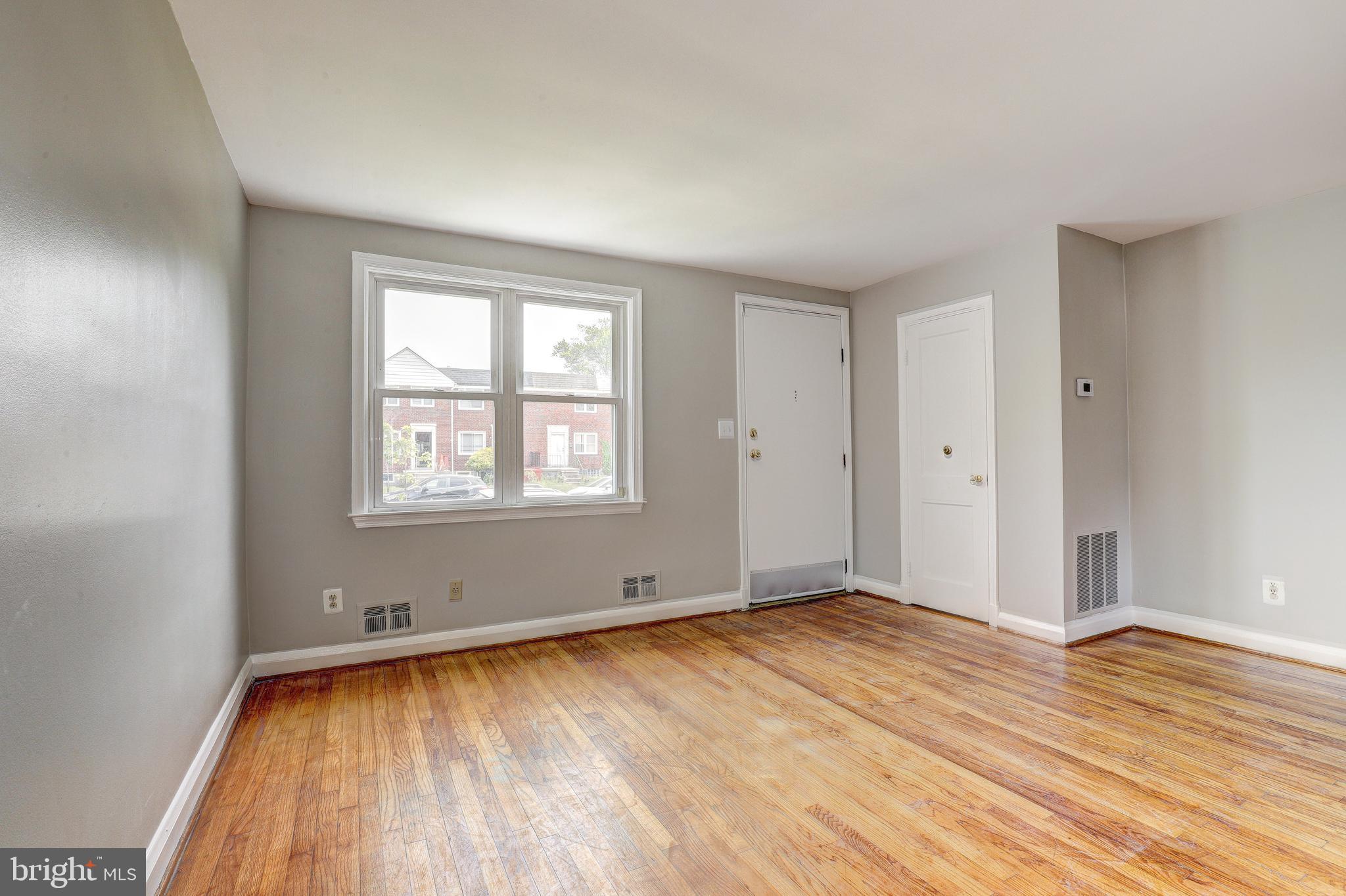1334 Dalton Road Baltimore, MD 21234 - Photo 3 of 27 Gallery Image 3
