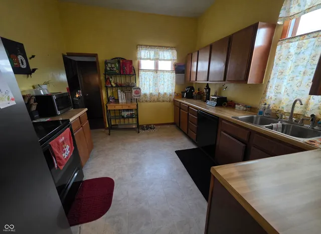 $145,000 | 306 East Monroe Street, Alexandria, IN 46001