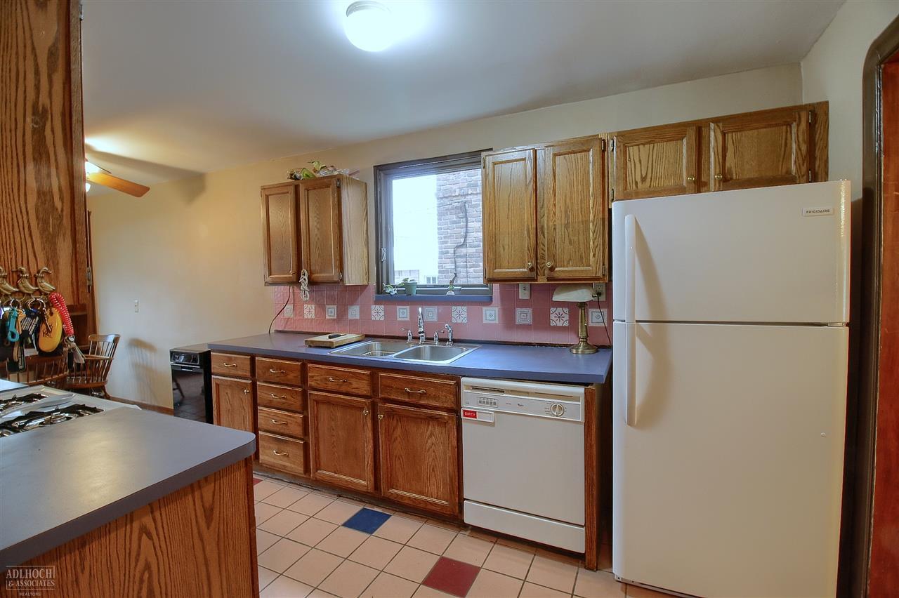 325 McMillan Road Grosse Pointe Farms, MI 48236 - Photo 11 of 31