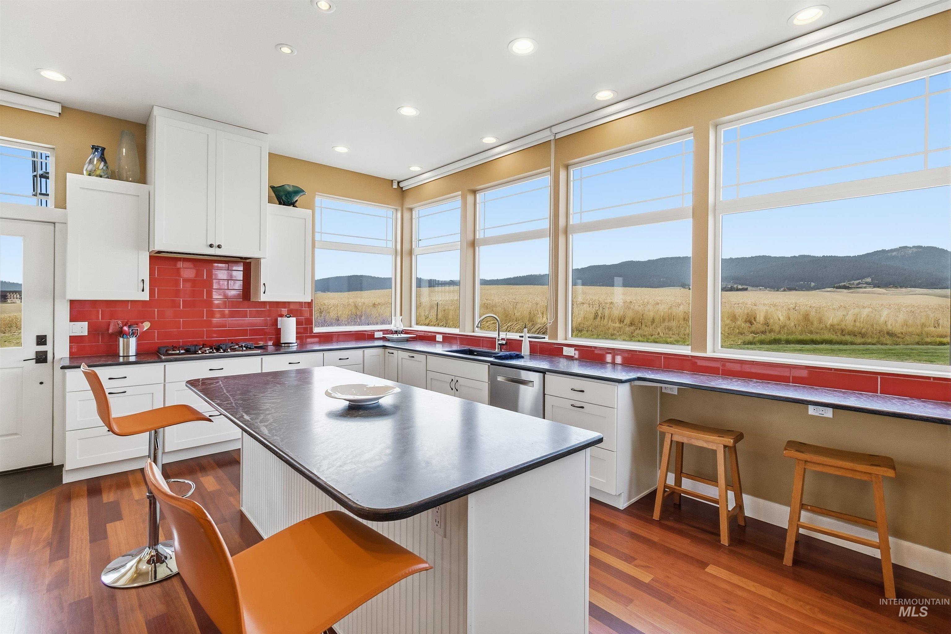1010 Idlers Rest Road Moscow, ID 83843 - Photo 5 of 50 Gallery Image 5