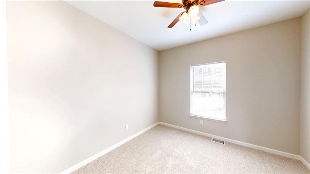 208 Comet Court Dallas, GA 30157 - Photo 16 of 33