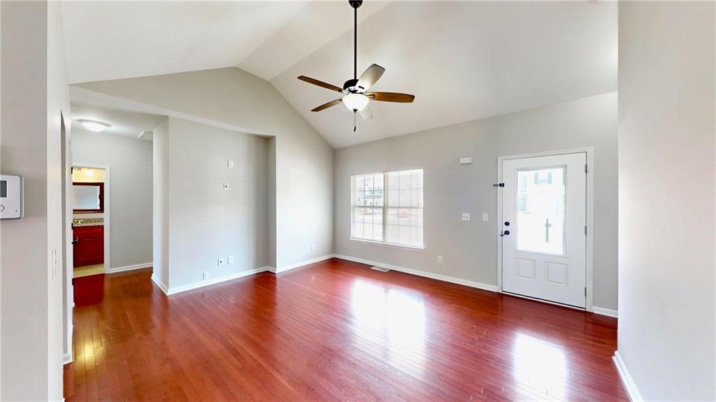 208 Comet Court Dallas, GA 30157 - Photo 3 of 33