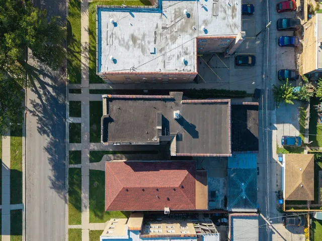 $840,000 | 6212 North Sacramento Avenue, Chicago, IL 60659