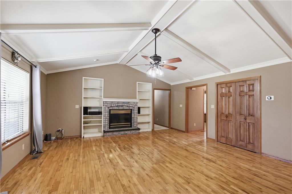 136 Westfield Road Pittsburg, KS 66762 - Photo 12 of 54 Gallery Image 12