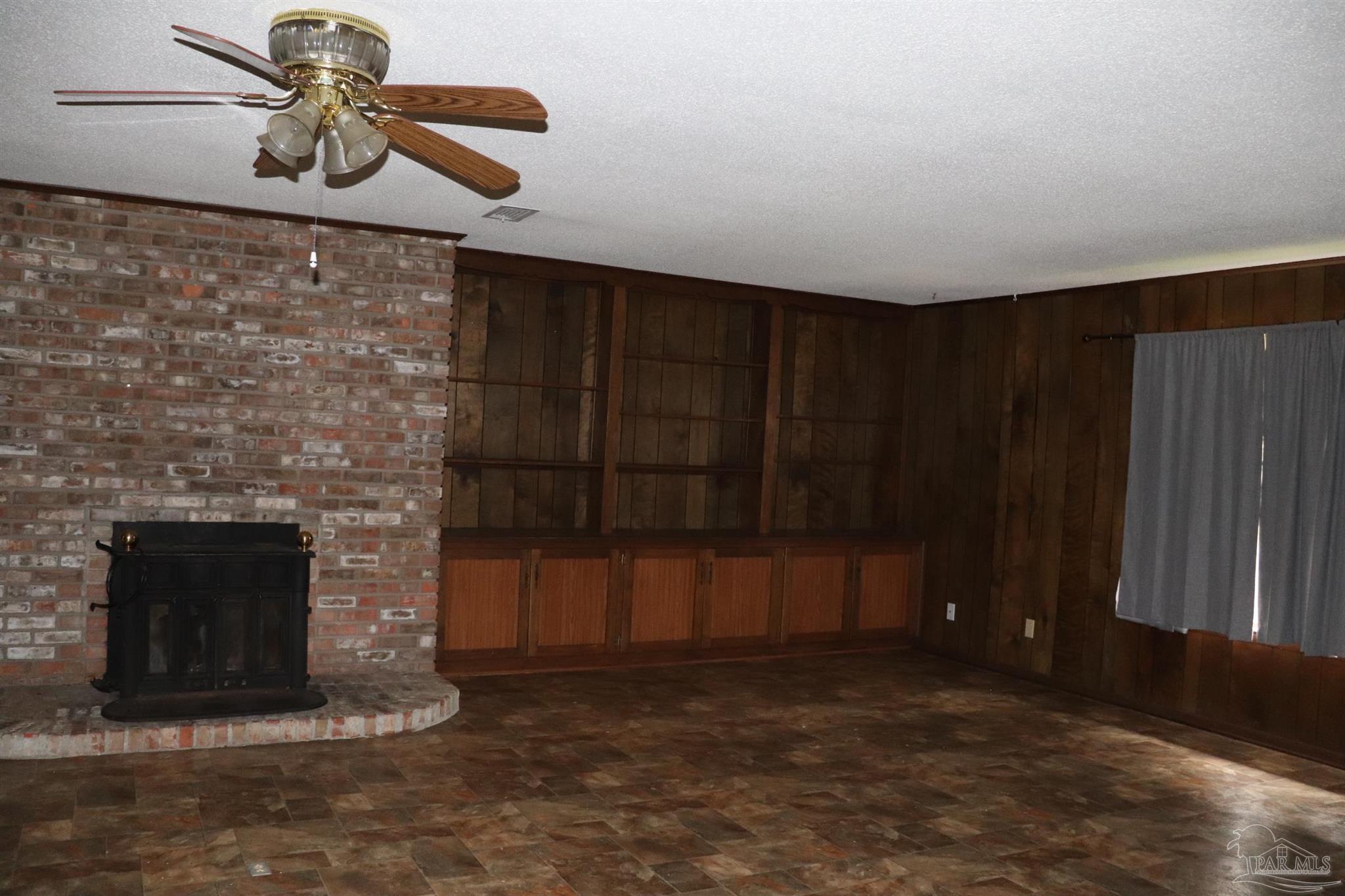 6308 Willard Norris Road Milton, FL 32570 - Photo 12 of 33 Gallery Image 12