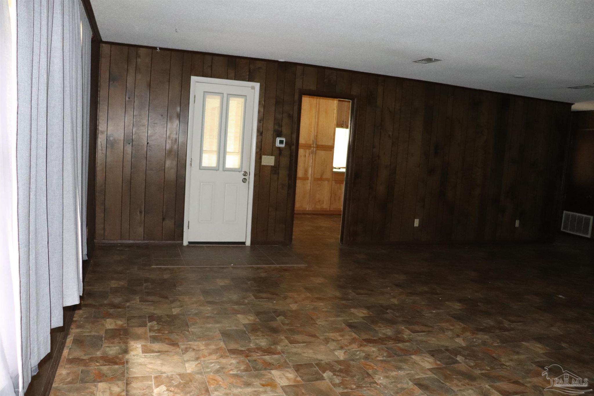 6308 Willard Norris Road Milton, FL 32570 - Photo 15 of 33 Gallery Image 15