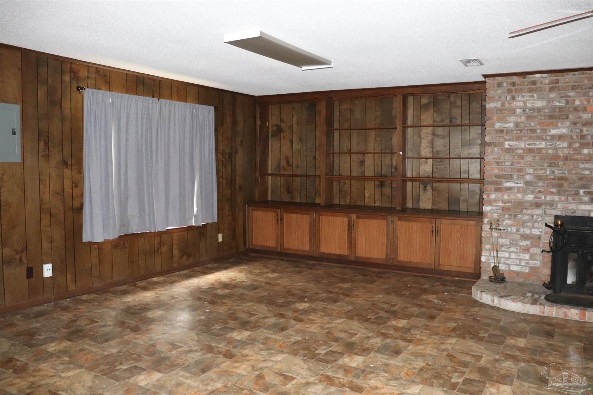 6308 Willard Norris Road Milton, FL 32570 - Photo 16 of 33 Gallery Image 16