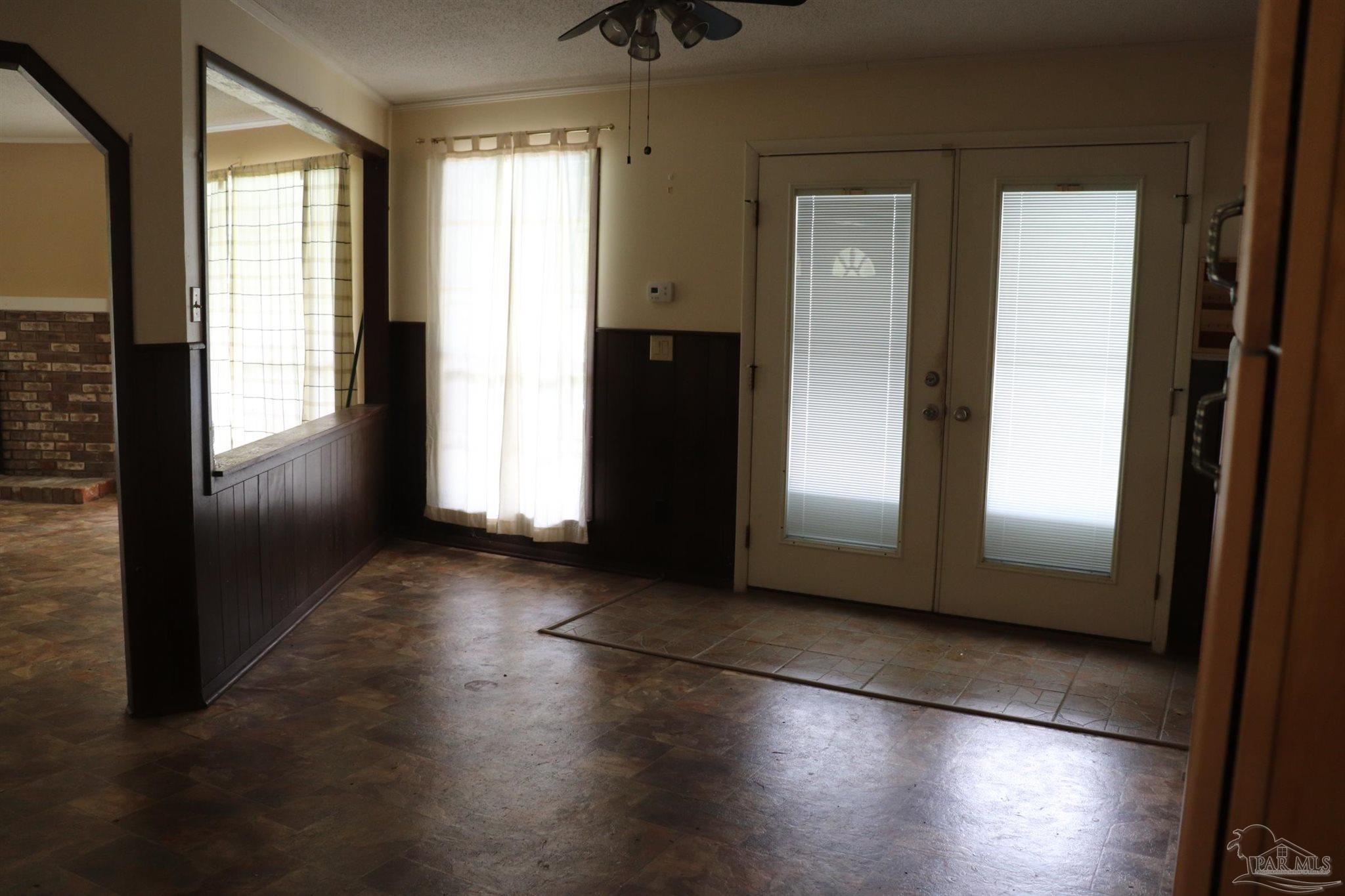 6308 Willard Norris Road Milton, FL 32570 - Photo 4 of 33 Gallery Image 4