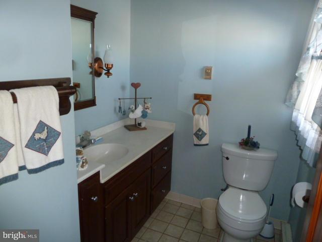3927 Locust Grove Road Columbia, PA 17512 - Photo 11 of 22