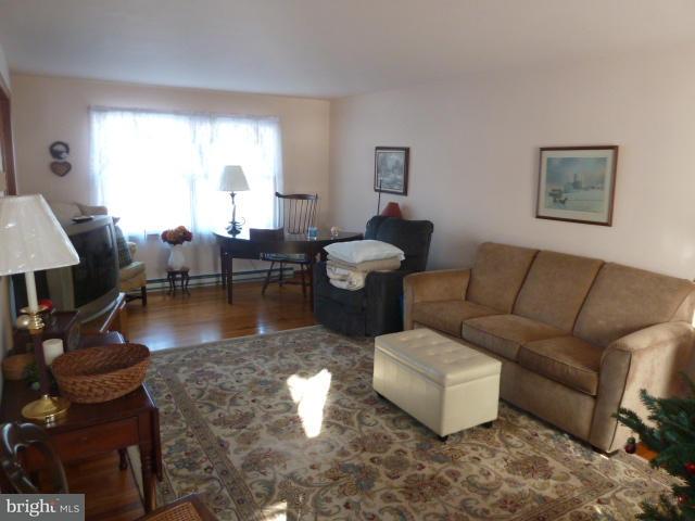 3927 Locust Grove Road Columbia, PA 17512 - Photo 3 of 22