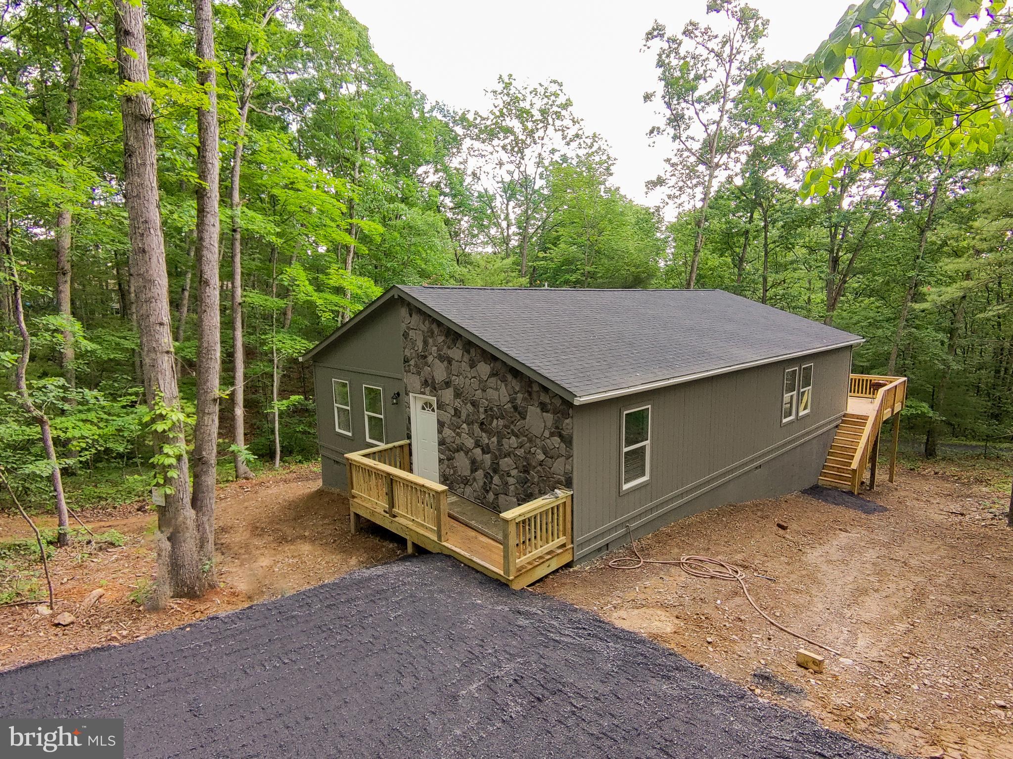 540 Sycamore Road Mount Jackson, VA 22842 - Photo 2 of 45