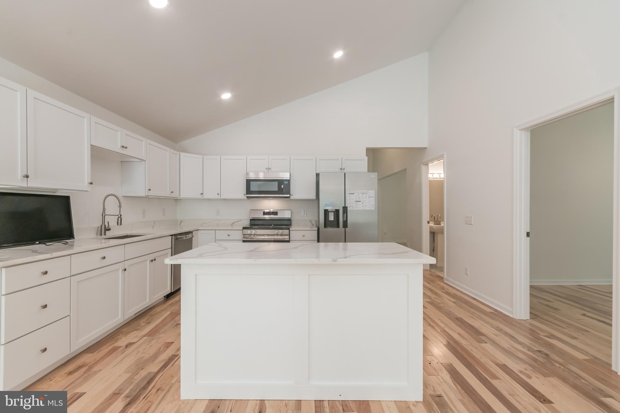 540 Sycamore Road Mount Jackson, VA 22842 - Photo 9 of 45