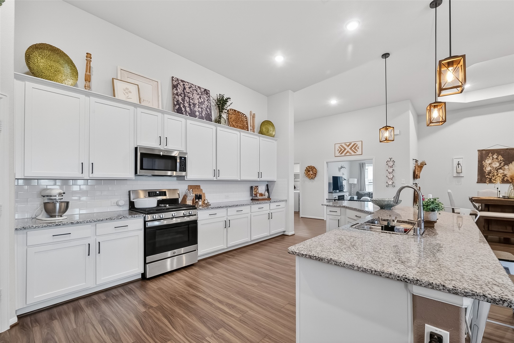 23506 Meritage Drive Alvin, TX 77511 - Photo 9 of 29