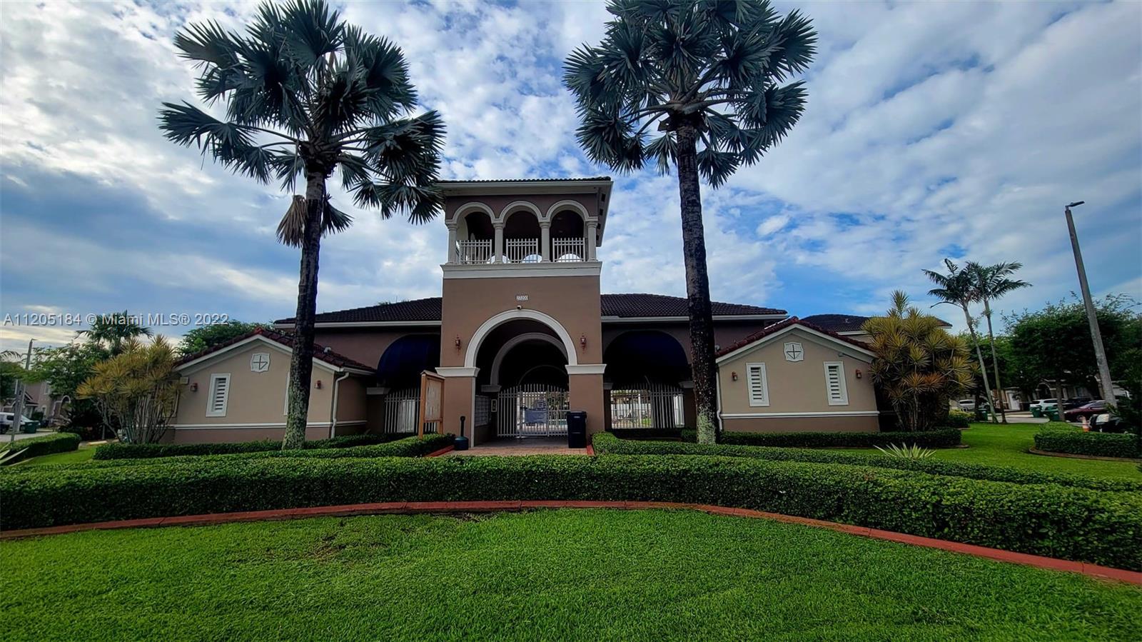 27312 Southwest 138th Path Homestead, FL 33032 - Photo 13 of 45 Gallery Image 13