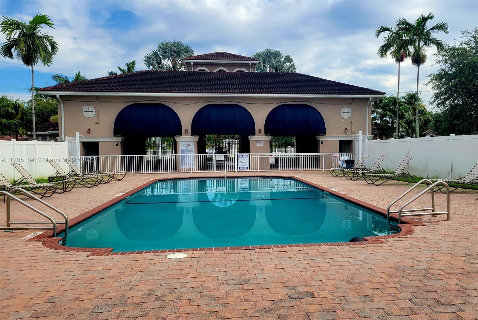 27312 Southwest 138th Path Homestead, FL 33032 - Photo 43 of 45 Gallery Image 43