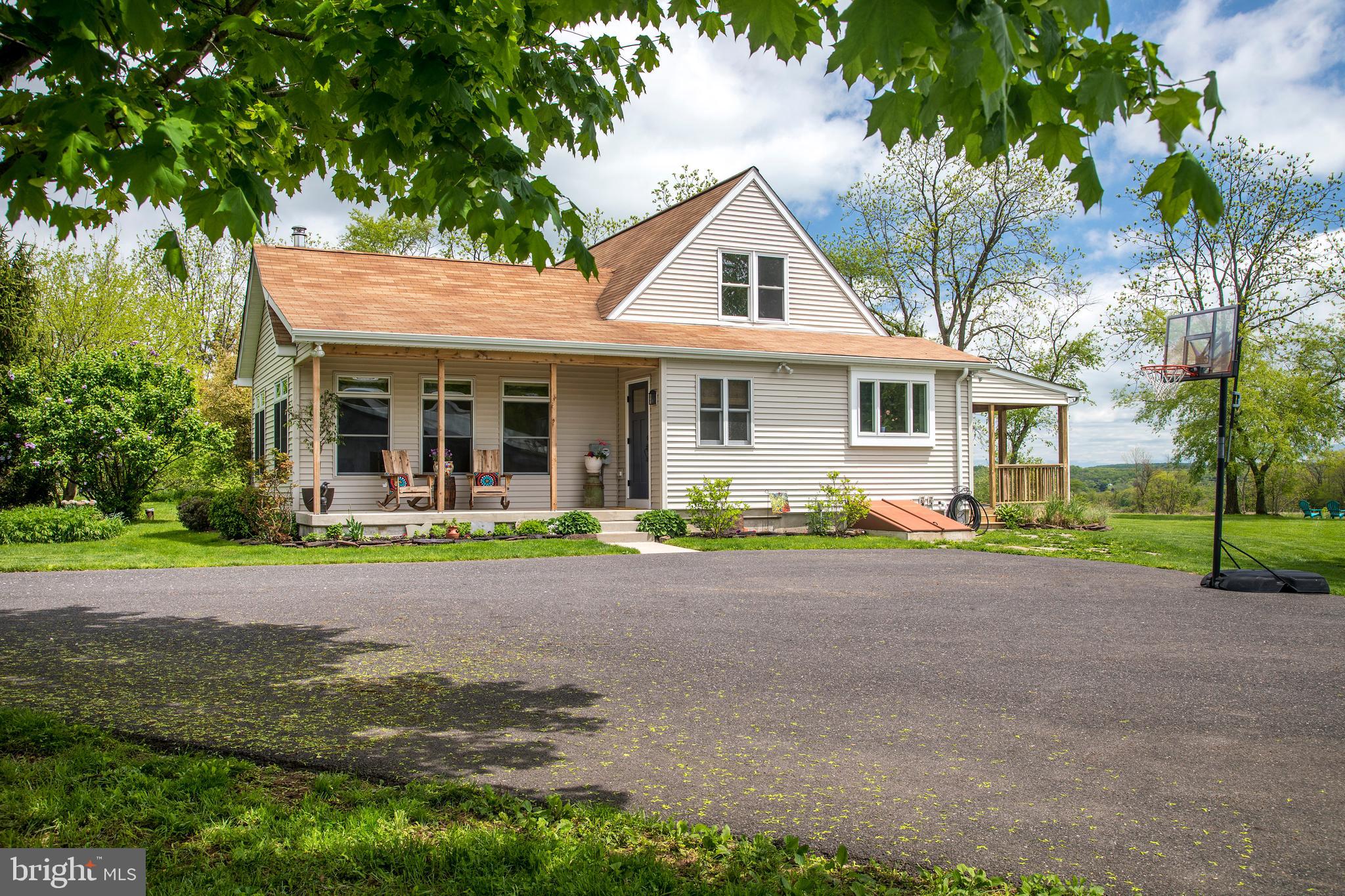 1698 State Road Coopersburg, PA 18036 - Photo 2 of 21 Gallery Image 2