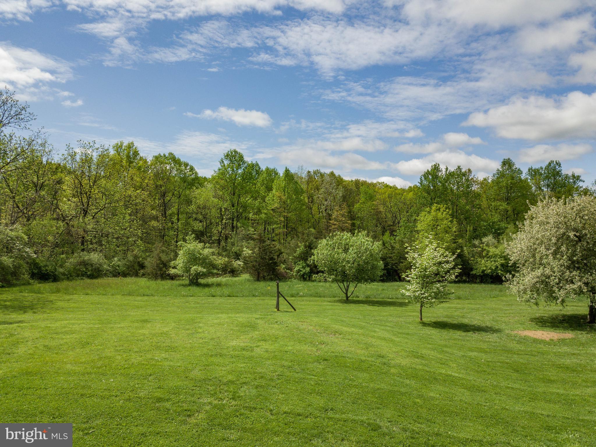 1698 State Road Coopersburg, PA 18036 - Photo 20 of 21 Gallery Image 20