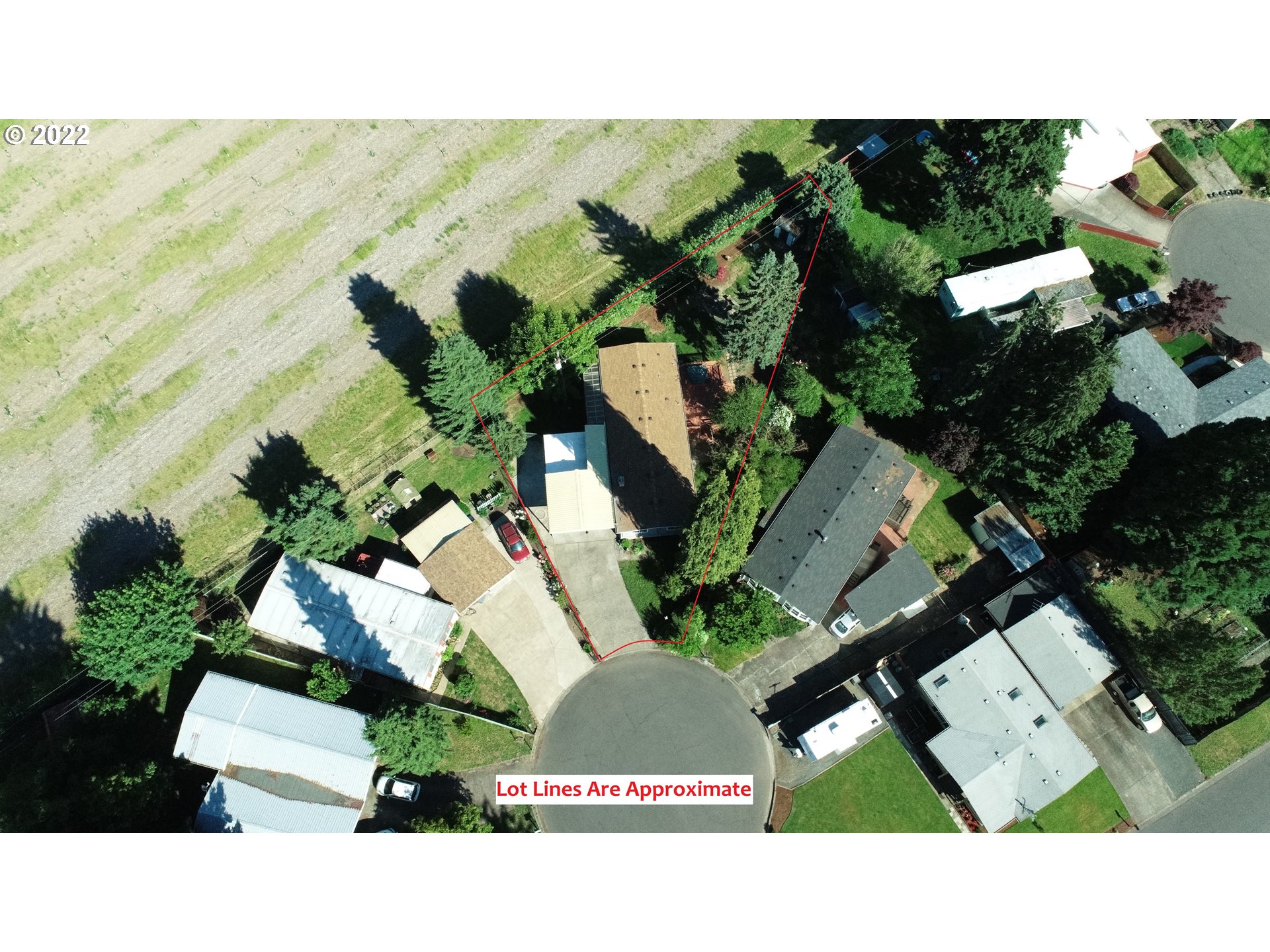 1629 Harbor Drive Springfield, OR 97477 - Photo 32 of 32 an aerial view of a house
