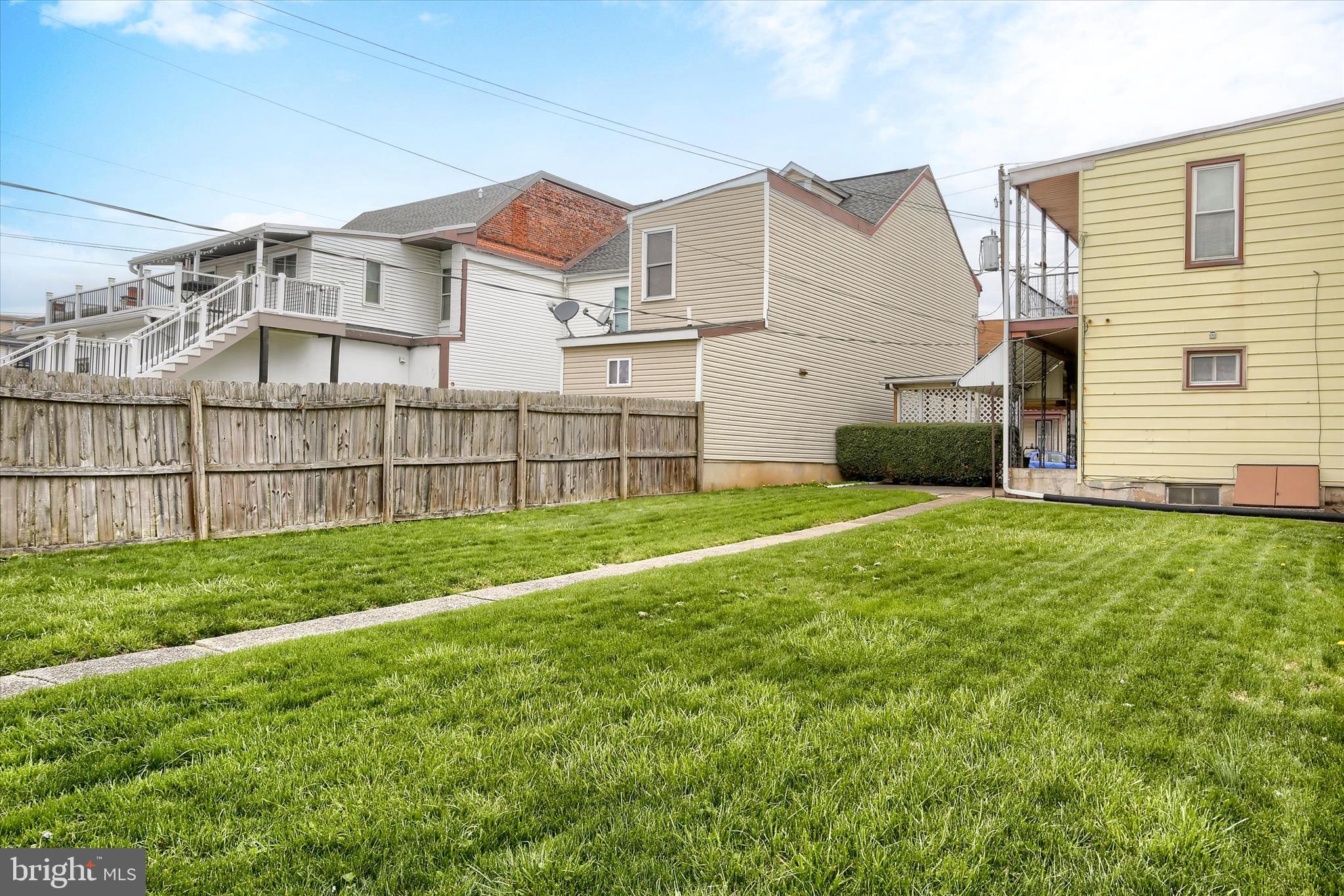 636 Walnut Street Lebanon, PA 17042 - Photo 33 of 33 a view of backyard with a garden and plants