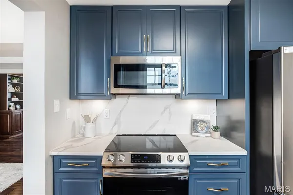 $369,000 | 5510 Waterman Boulevard, Unit 602, St. Louis, MO 63112