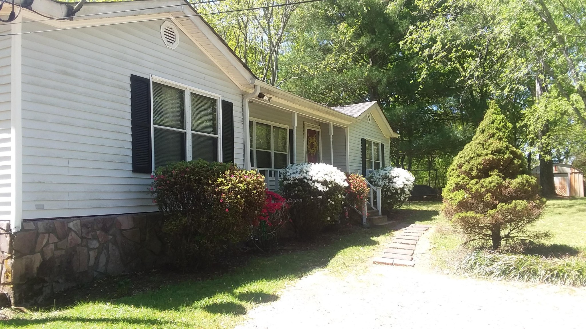 9018 Raydoe Road Ooltewah, TN 37363 - Photo 2 of 8 Gallery Image 2