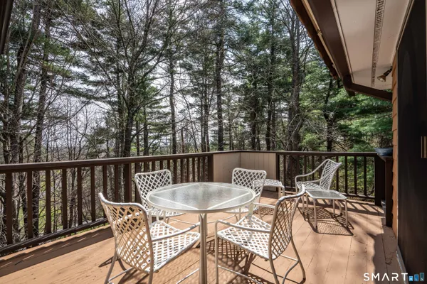 $599,900 | 28 Cary Lane, Unit 28, Bloomfield, CT 06002