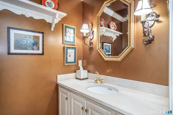 $599,900 | 28 Cary Lane, Unit 28, Bloomfield, CT 06002