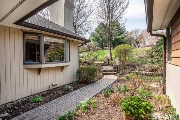 $599,900 | 28 Cary Lane, Unit 28, Bloomfield, CT 06002