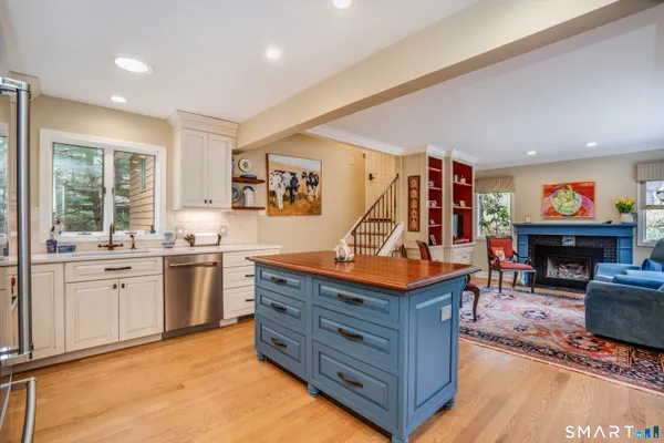 $599,900 | 28 Cary Lane, Unit 28, Bloomfield, CT 06002