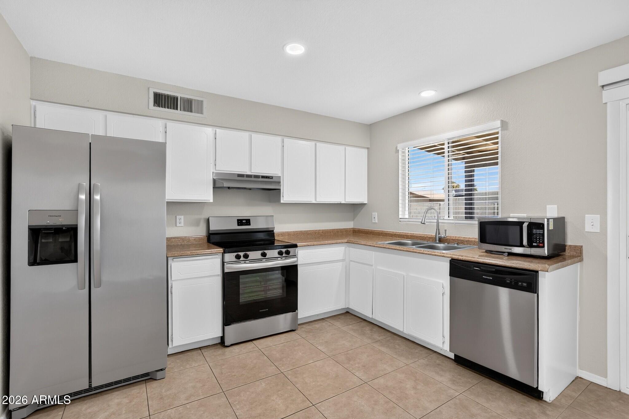 5709 South Roberts Road Tempe, AZ 85283 - Photo 28 of 47 009South Roberts Road_web