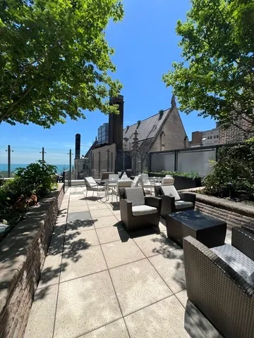 $3,100 | 60 East Monroe Street, Unit 2205, Chicago, IL 60603