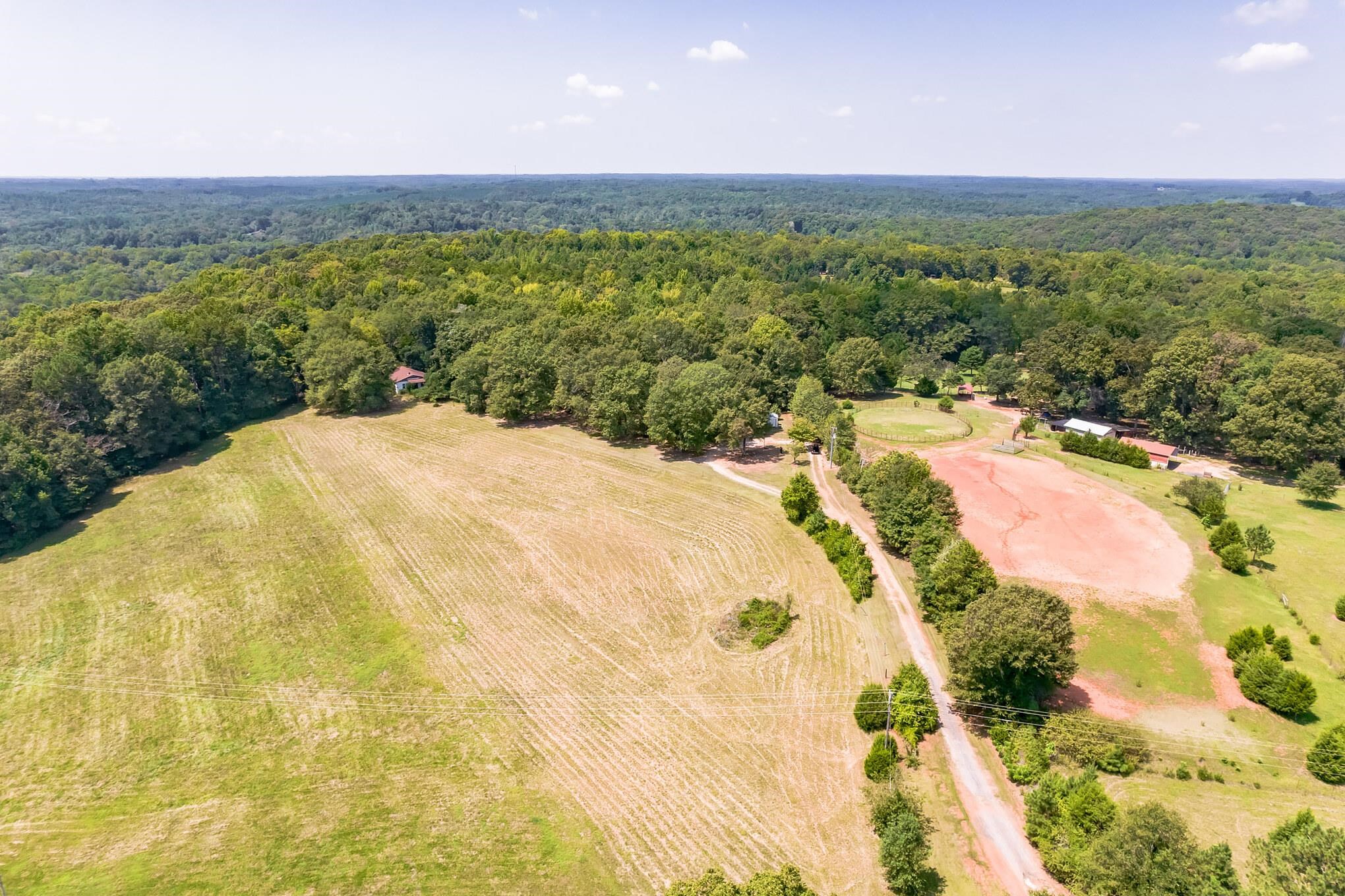 547 McKittrick Bridge Road Fountain Inn, SC 29644 - Photo 3 of 26