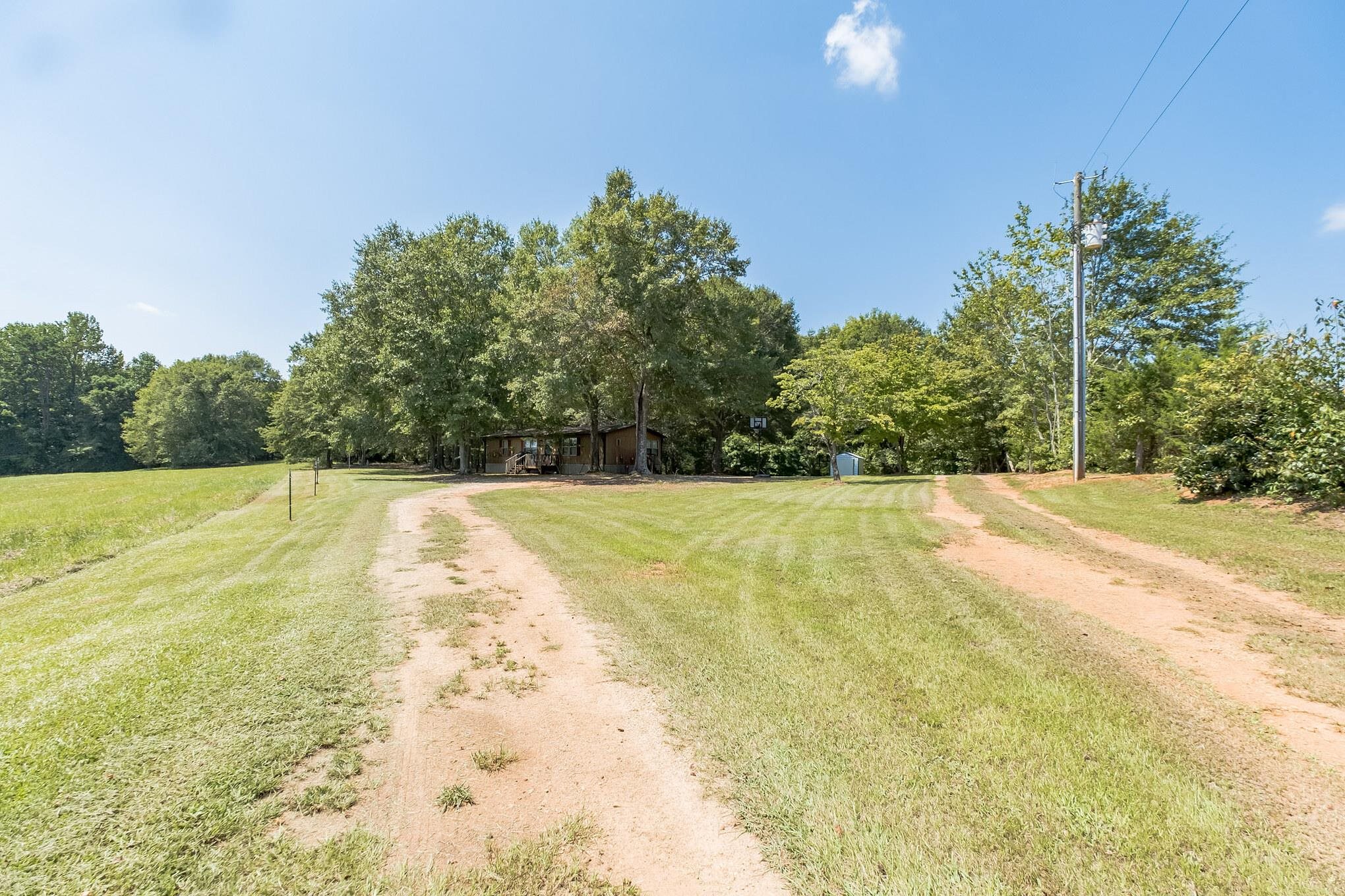 547 McKittrick Bridge Road Fountain Inn, SC 29644 - Photo 10 of 26