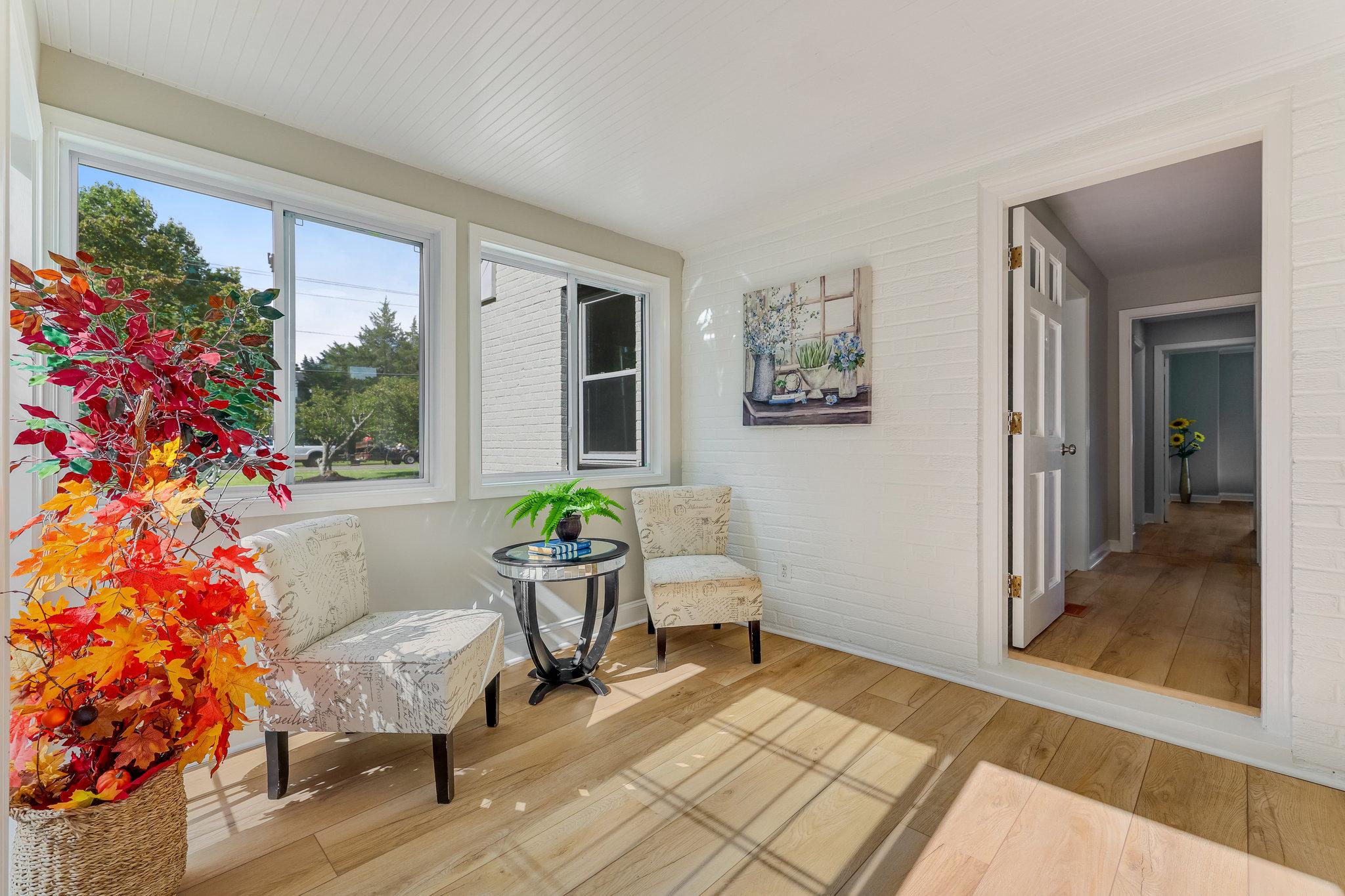 11410 Waples Mill Road Oakton, VA 22124 - Photo 24 of 62 Sunroom - Bright and inviting sunlit entryway.