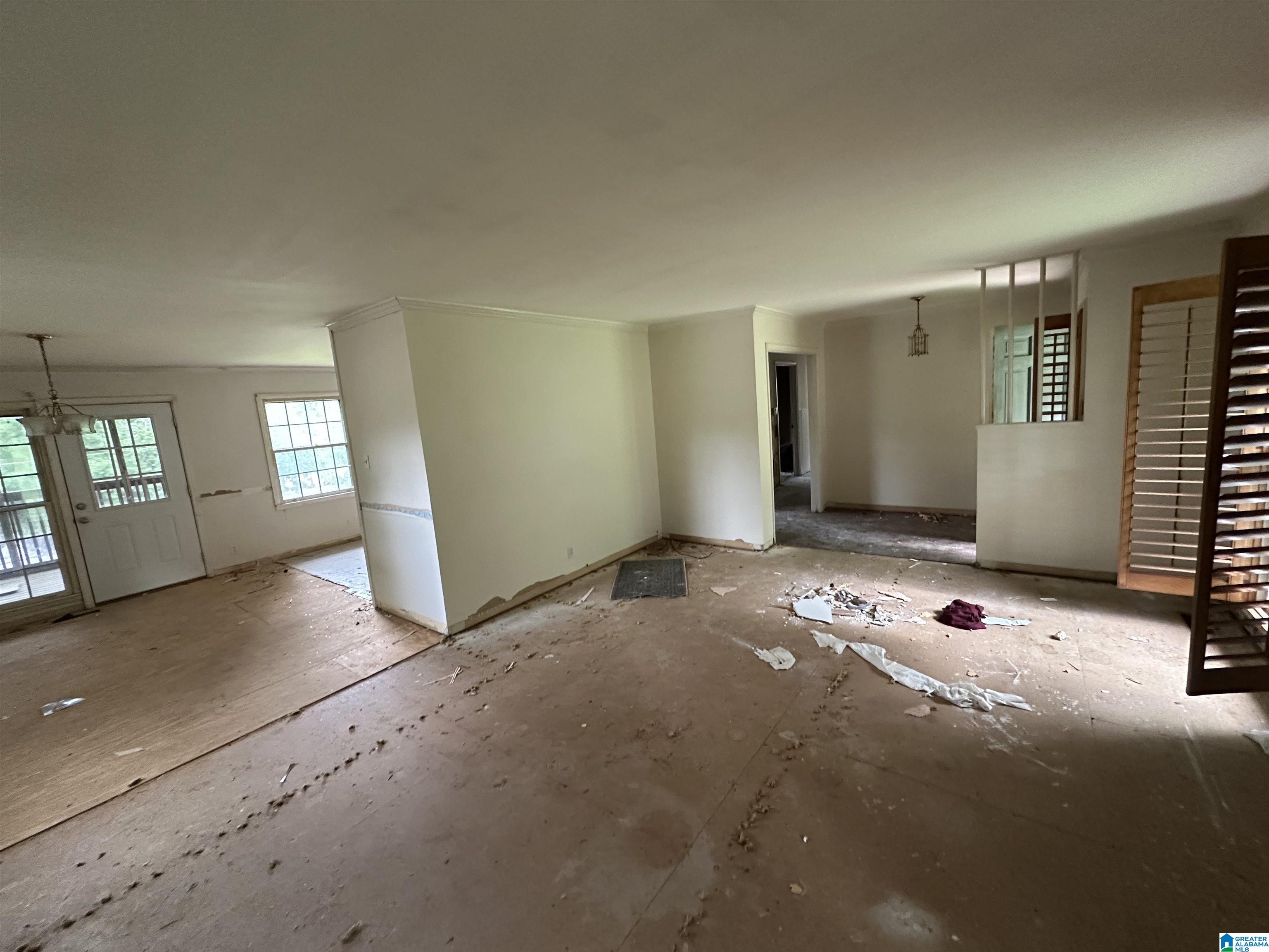 113 Hillside Road Bessemer, AL 35020 - Photo 3 of 23