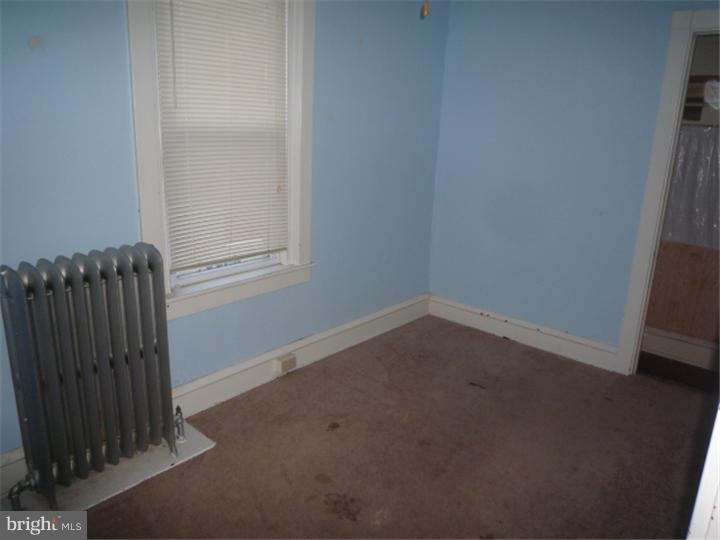 302 South Sterley Street Reading, PA 19607 - Photo 6 of 10 Gallery Image 6