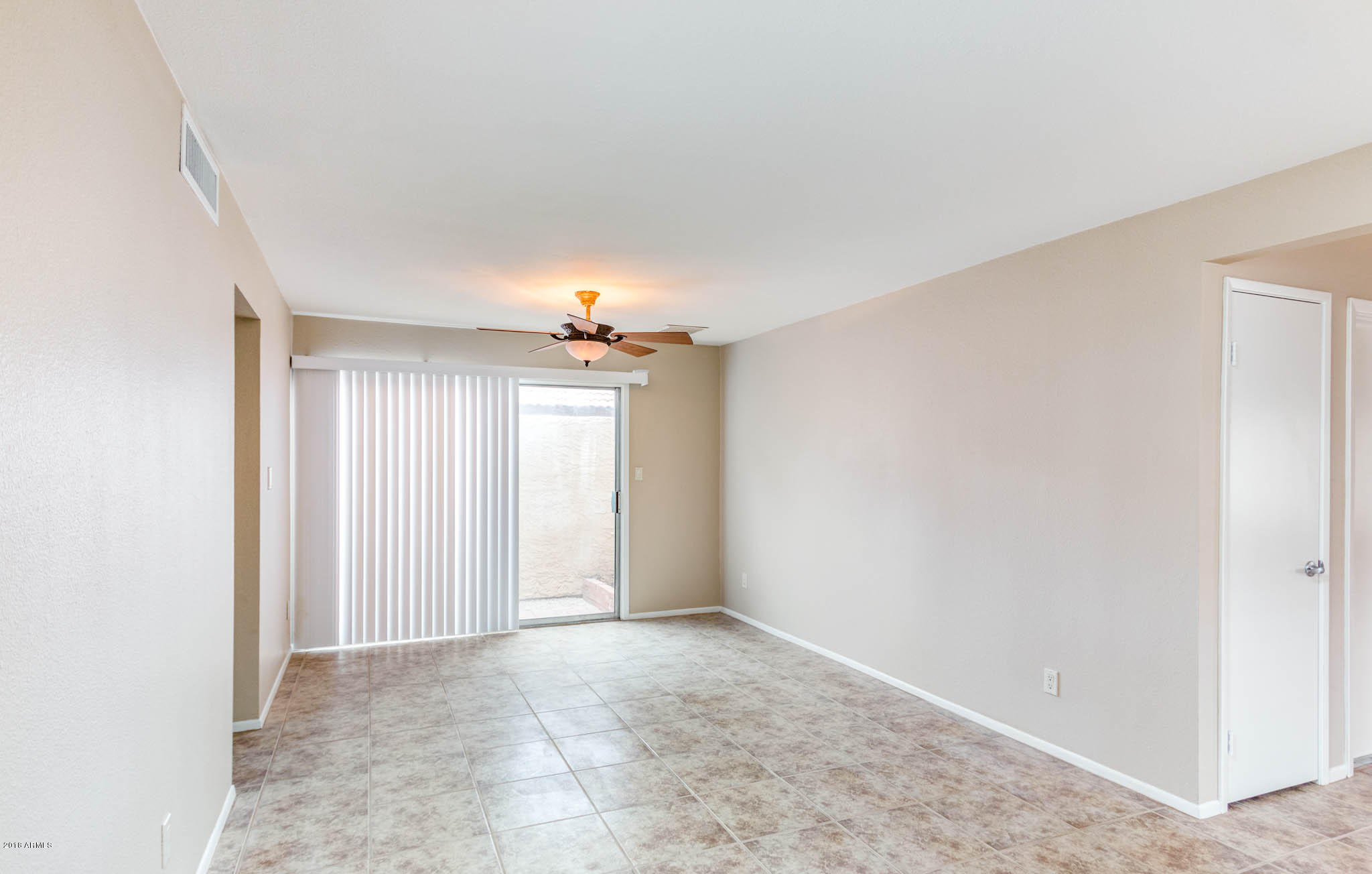 11619 South Ki Road Phoenix, AZ 85044 - Photo 5 of 21 IMG_04
