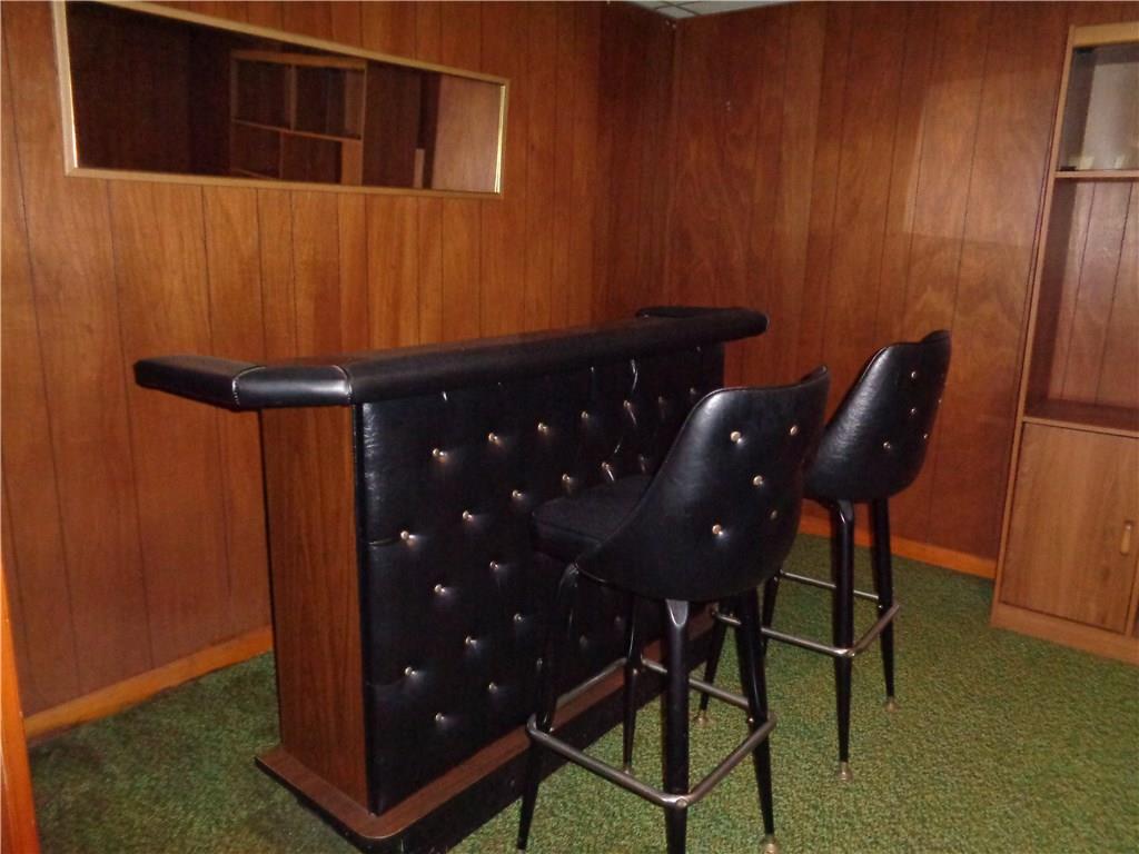 6270 Claridge Export Road Claridge, PA 15623 - Photo 13 of 18 Game-room bar