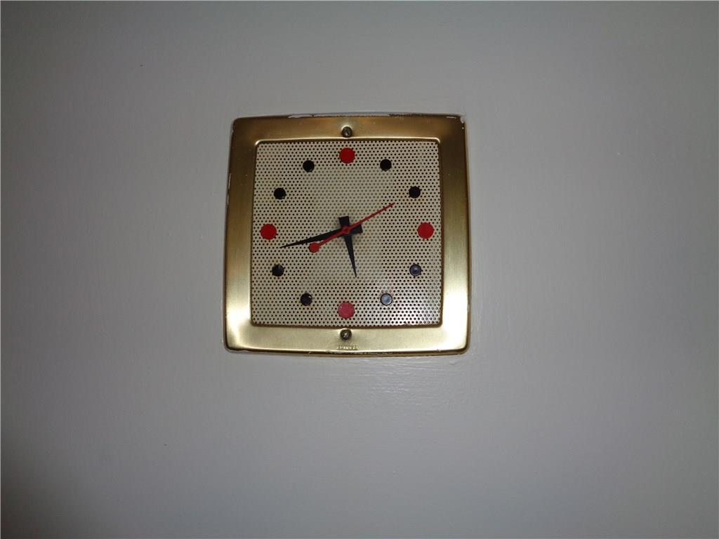 6270 Claridge Export Road Claridge, PA 15623 - Photo 7 of 18 Mid-century-modern kitchen clock