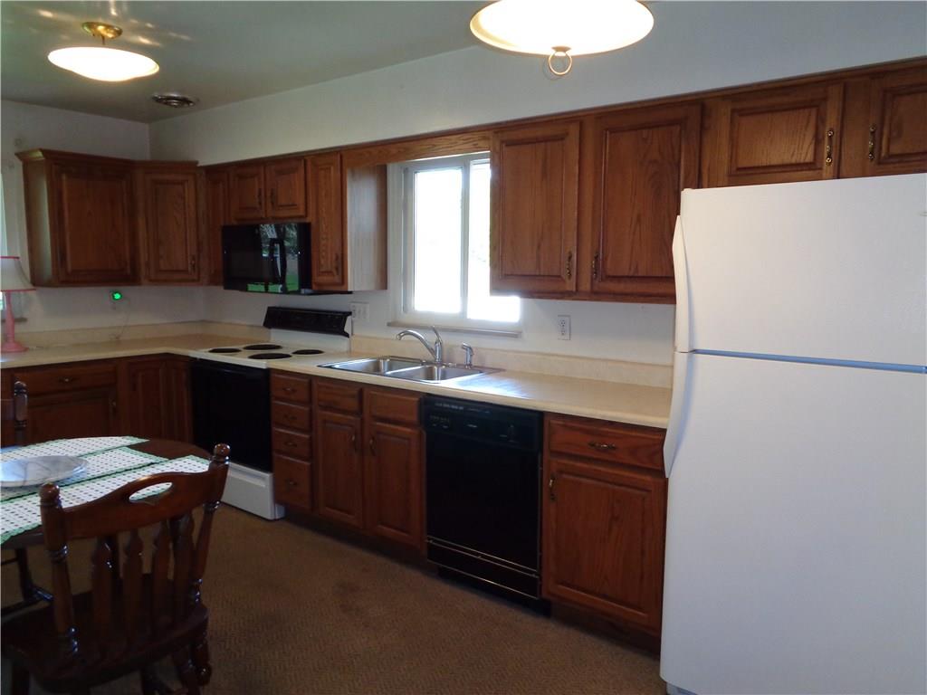 6270 Claridge Export Road Claridge, PA 15623 - Photo 8 of 18 Eat-in kitchen