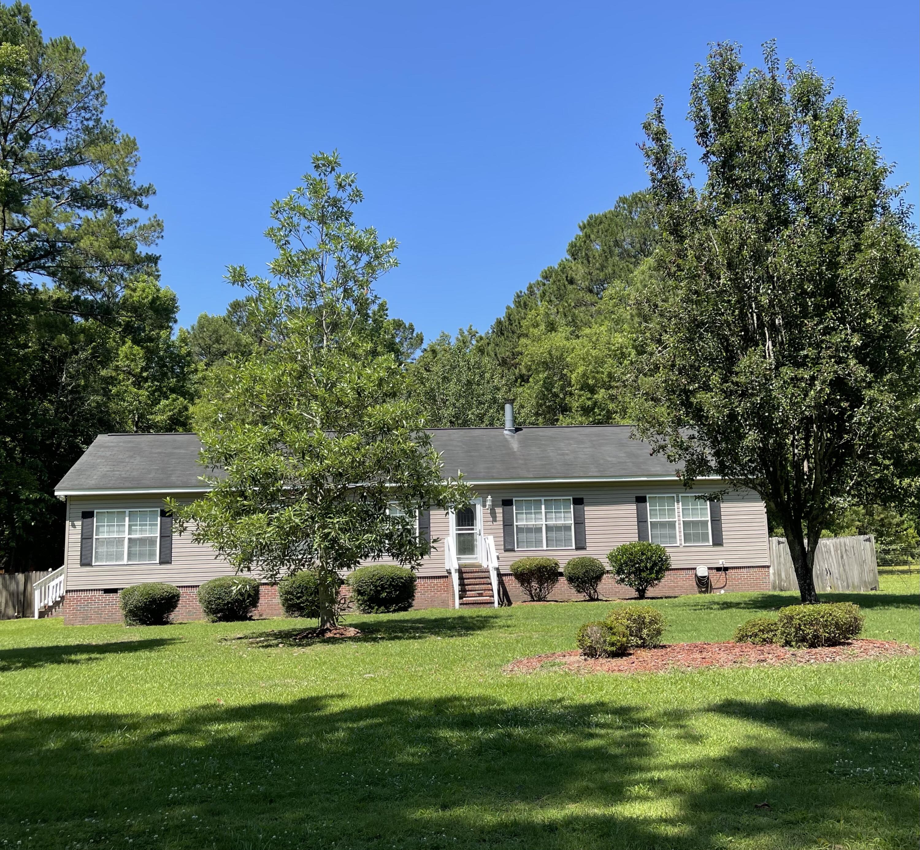 104 Community Road Summerville, SC 29485 - Photo 1 of 22 E5216E1B-0613-4592-83B2-8AED9C6E1006