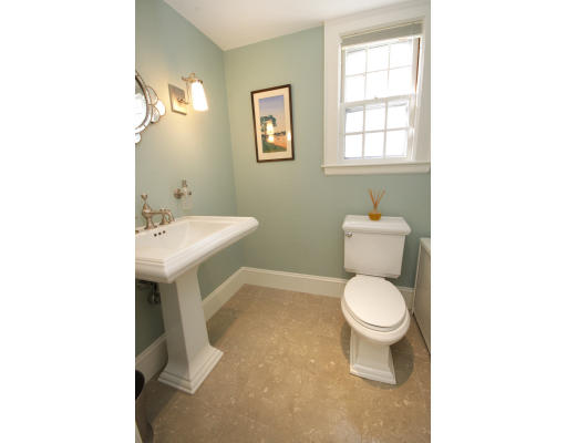 36 Redgate Road Boston, MA 02132 - Photo 17 of 27