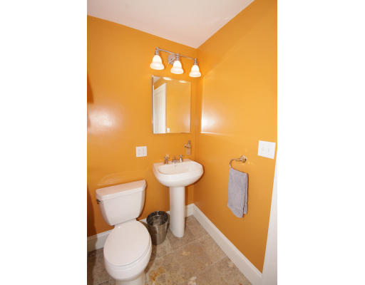 36 Redgate Road Boston, MA 02132 - Photo 22 of 27