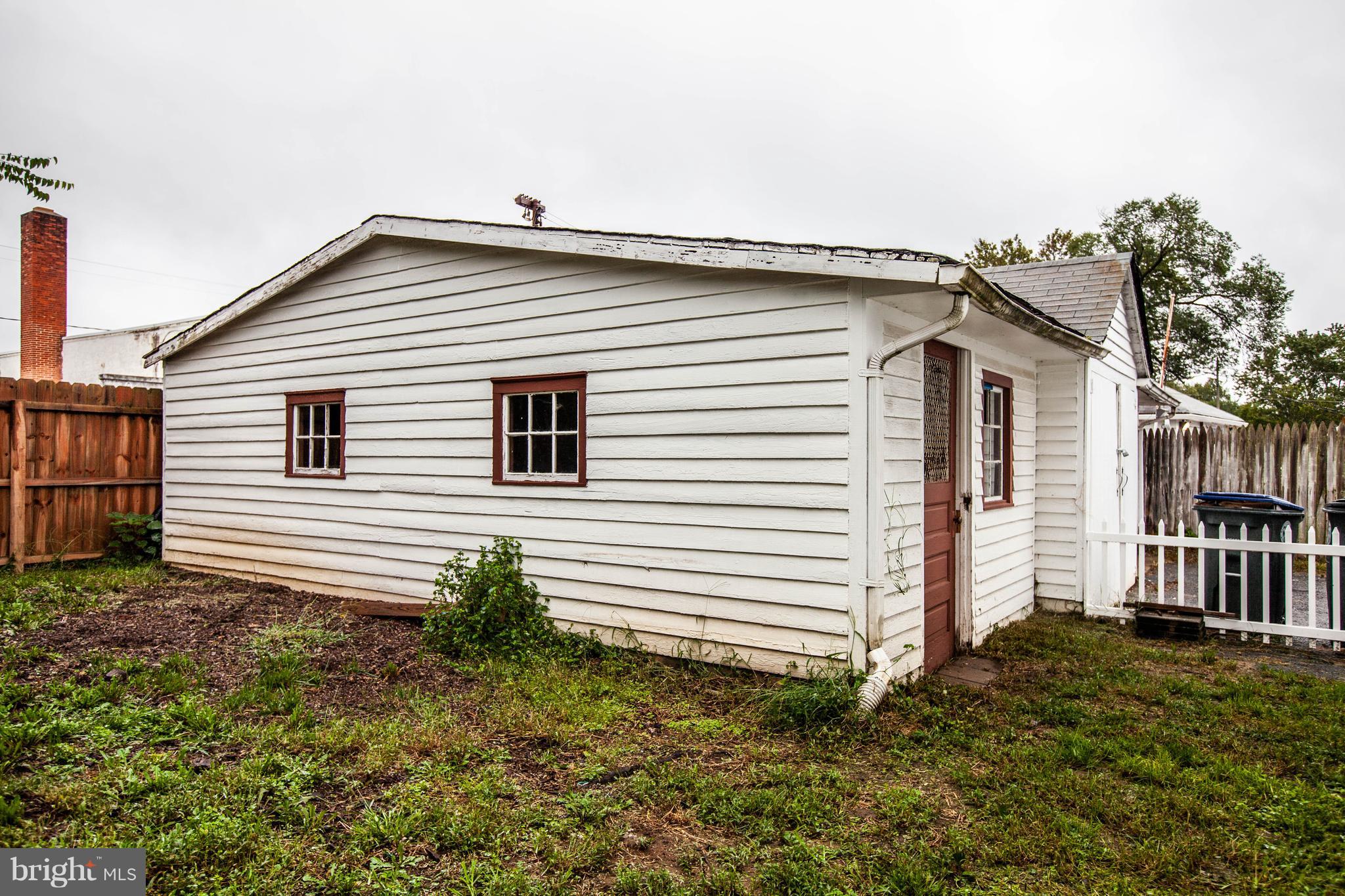 309 Progress Street Fredericksburg, VA 22401 - Photo 22 of 24 Shed