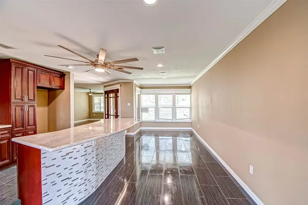 $499,900 | 4804 Saxon Street, Bellaire, TX 77401