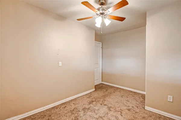 $499,900 | 4804 Saxon Street, Bellaire, TX 77401