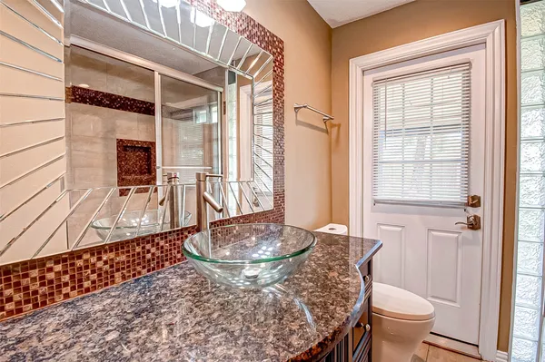 $499,900 | 4804 Saxon Street, Bellaire, TX 77401